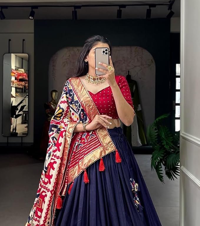 Women's Trending Designeer Tussar Silk Lehenga Choli Print with Foil Work With Unstitched Blouse Patola Print Adorned with Foil Work For Navrati || Wedding (MIRROR NAVY BLUE) - Image 2