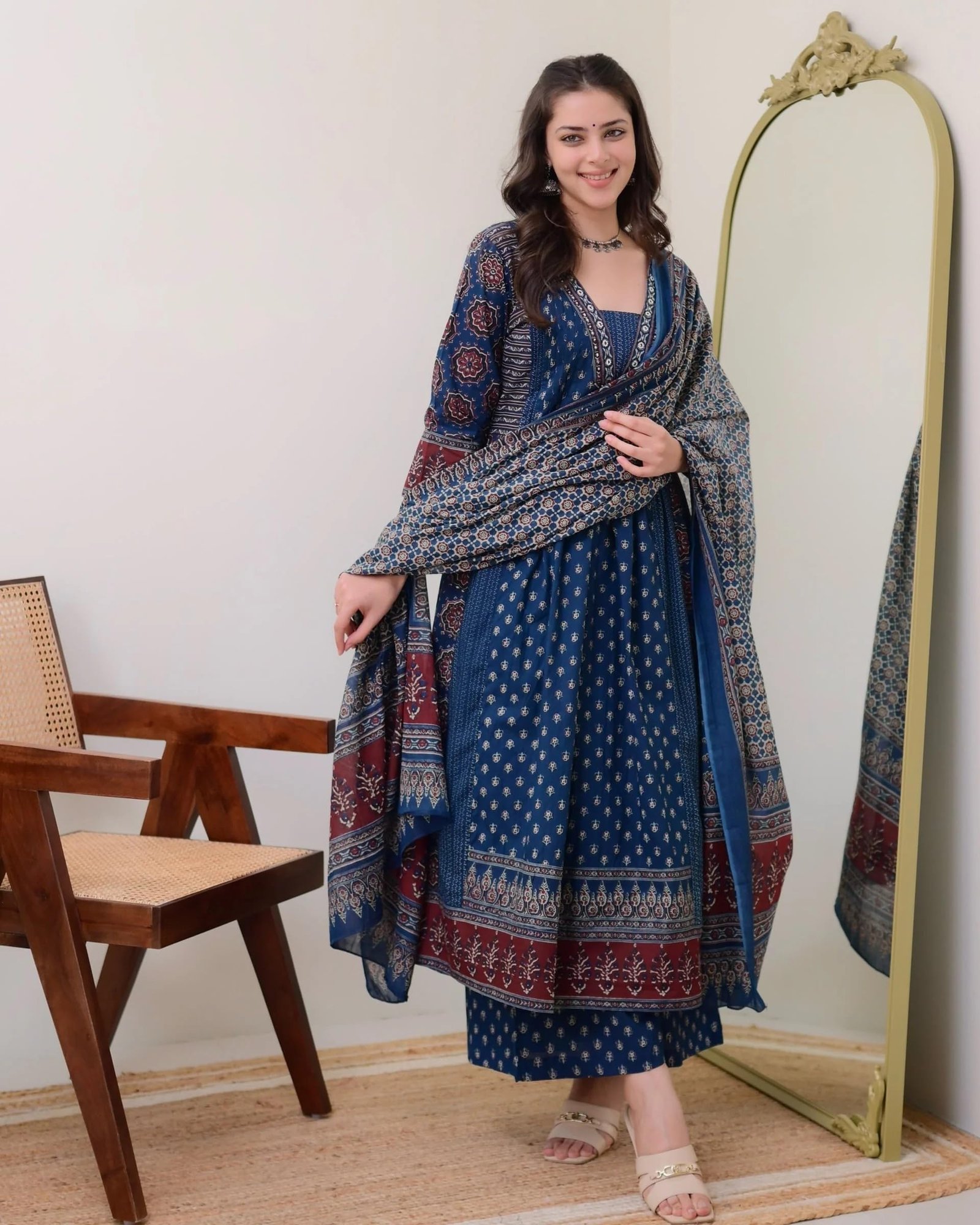KLOSIA Women Printed Anarkali Kurta and Pant Set with Dupatta Teal Blue - Image 3